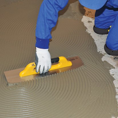 NOTCHED TROWEL  Closed End Soft Grip  4×4 mm. 40 cm.